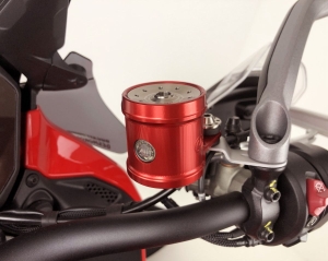 Motocorse aluminium brake oil reservoir with titanium cap 49ml